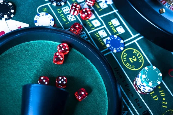 bukaan macau What Makes Crash Different